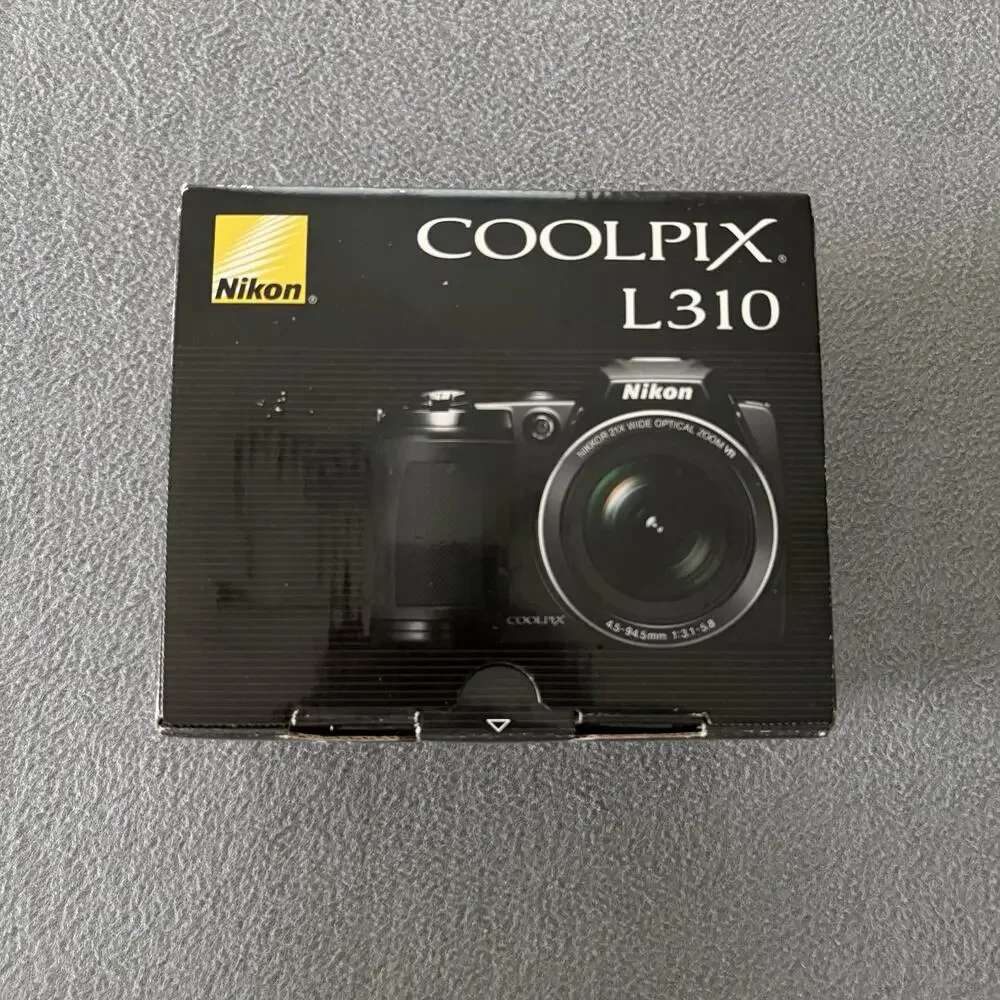 NEW IN BOX Nikon COOLPIX L310 14.0MP 21x Optical Zoom Digital Camera - TESTED